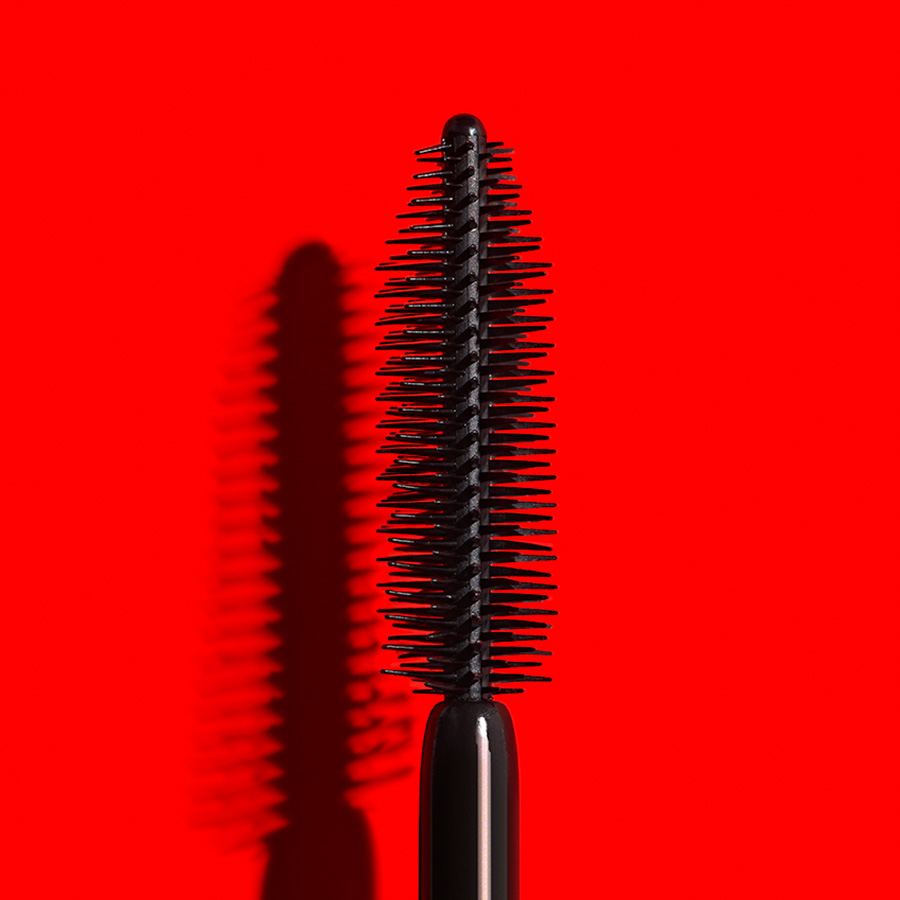 revlon eye so fierce mascara black brush alt2 detail 1x1